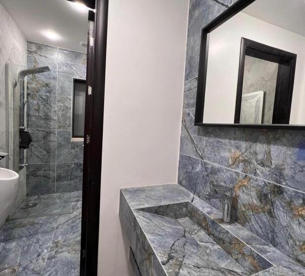 کلبه ییلاقی, Follow Sea Villa