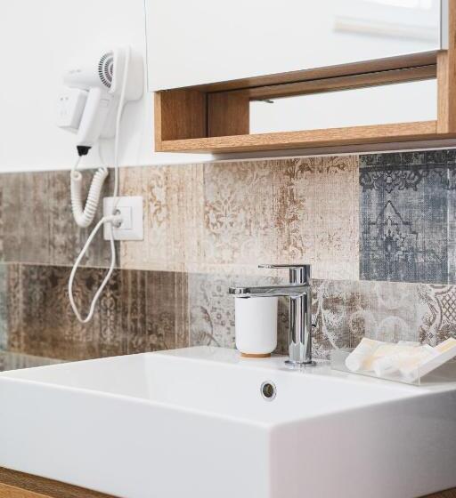 اتاق استاندارد, Olea Relais