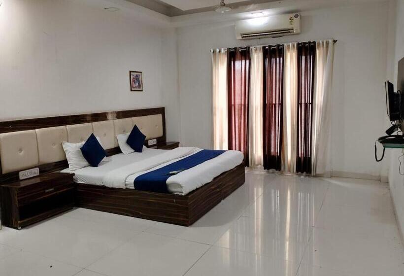 Family Suite, Kanchan Palace