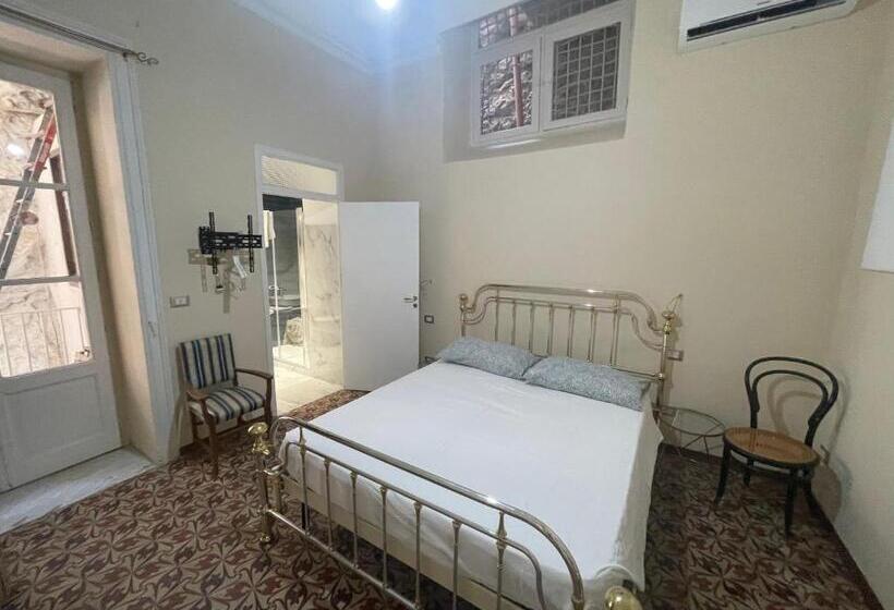 اتاق استاندارد با تخت بزرگ, Belvedere Suite