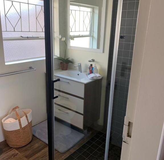 디럭스 스위트, 28 At Van Den Bos International Guesthouse