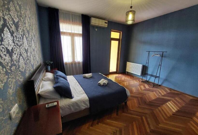 اتاق استاندارد با تراس, Guesthouse   Door   In Sighnaghi