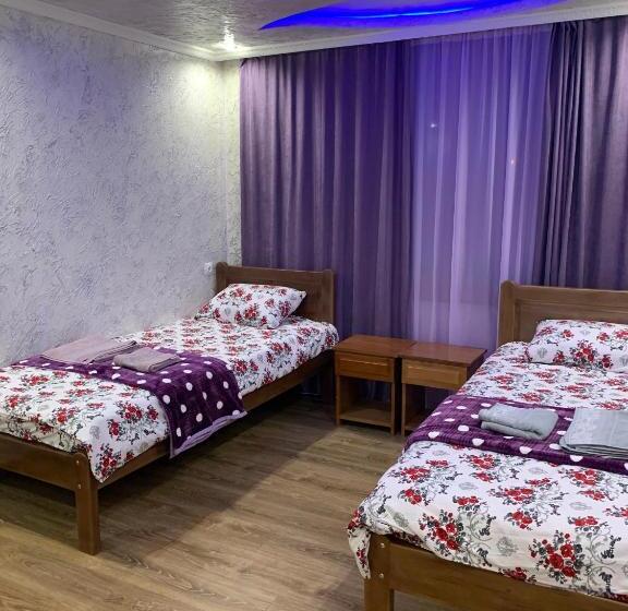 اتاق راحتی سه تخته, Guest House Diana