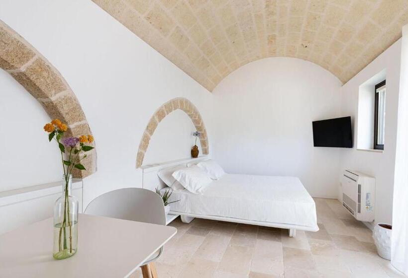 اتاق استاندارد با تخت بزرگ, Mastropà Exclusive Resort