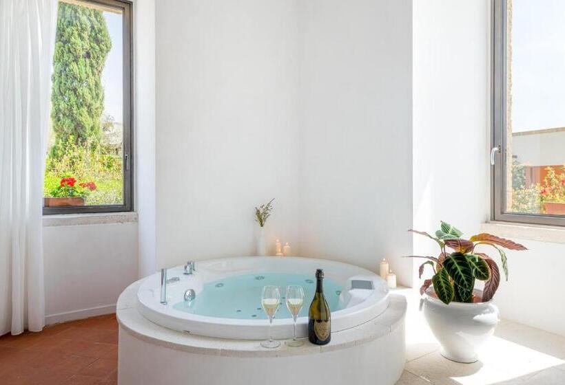 اتاق لوکس با تخت بزرگ, Mastropà Exclusive Resort