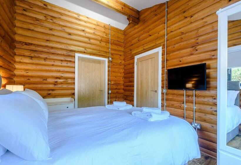 Дом 1 Спальня, Gadgirth Estate Lodges