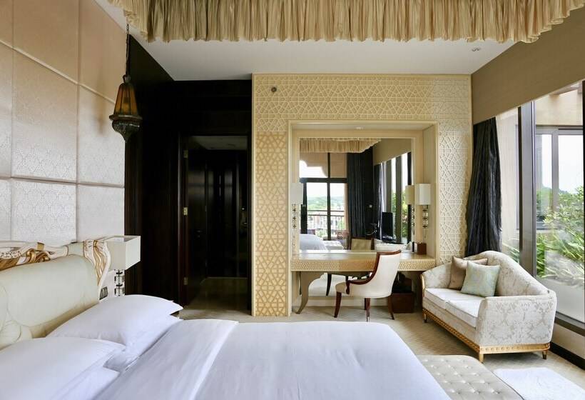 Люкс Президентский 2 Спальни, Sheraton Qingyuan Lion Lake Resort