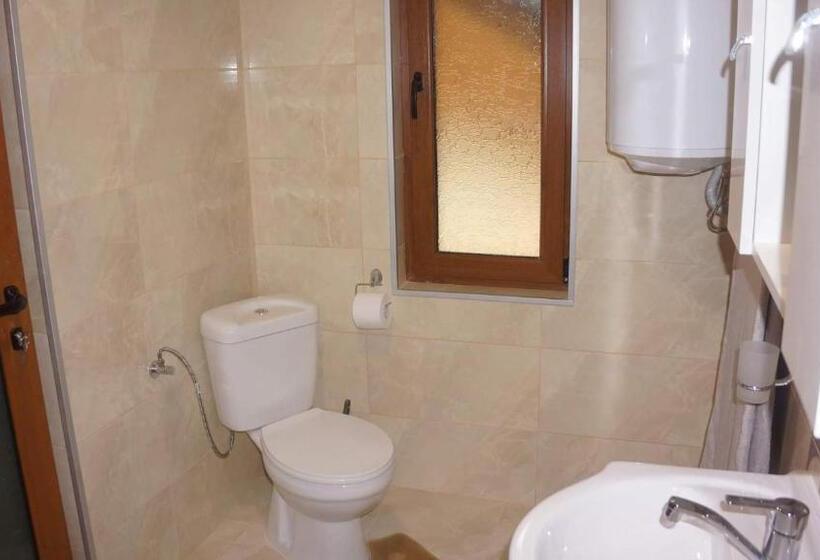 Quarto Estandar, крушунски кът тея
