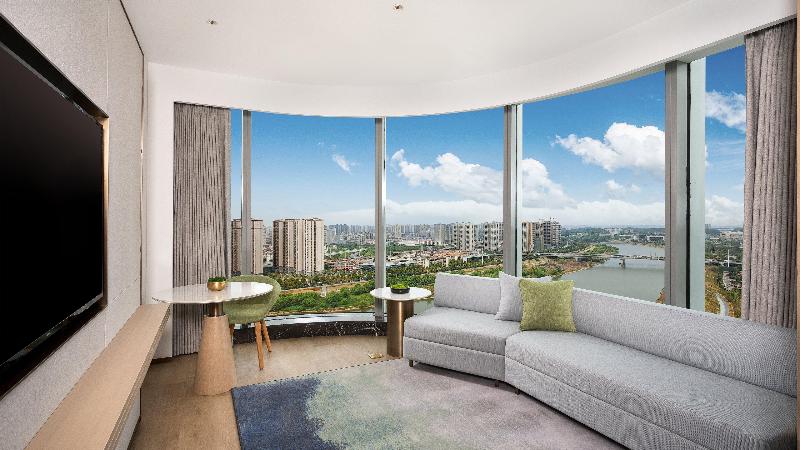 سوئیت با تخت بزرگ, Holiday Inn Changsha Malanshan, An Ihg