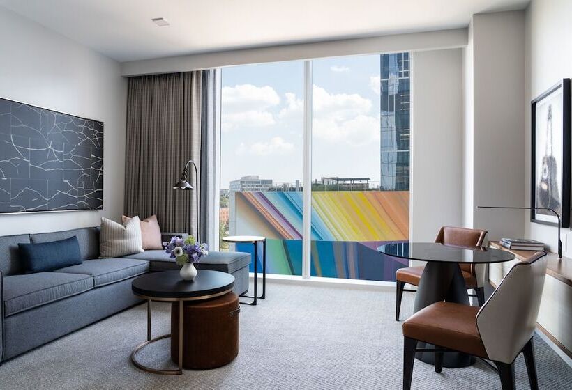 Engelliler için Süit, Four Seasons Hotel Nashville