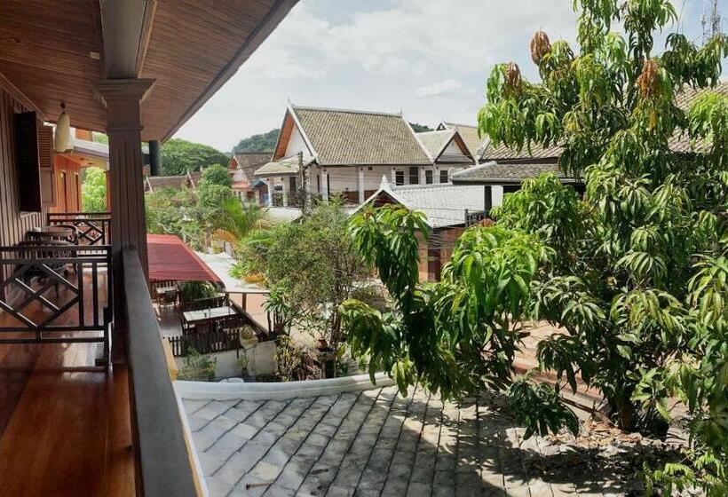 발코니 디럭스 룸, Siridel Luang Prabang