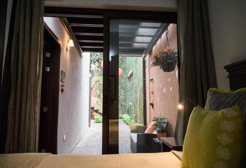 اتاق استاندارد, El Secreto B&b