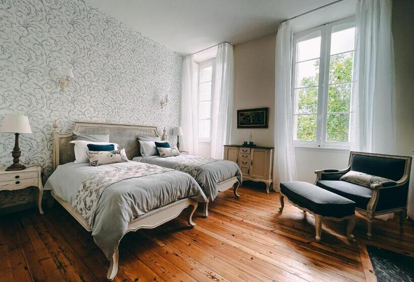 Номер Стандарт, Karma Chateau De Samary
