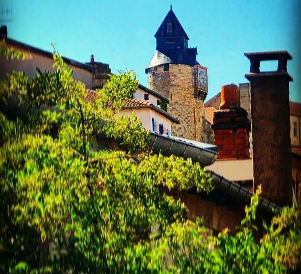 Люкс, La Guinguette De Michaux