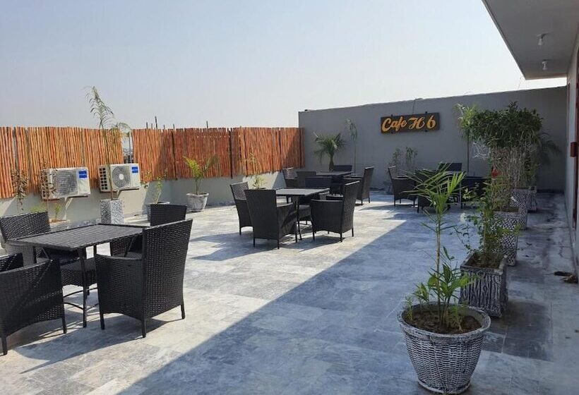 اتاق لوکس, H6