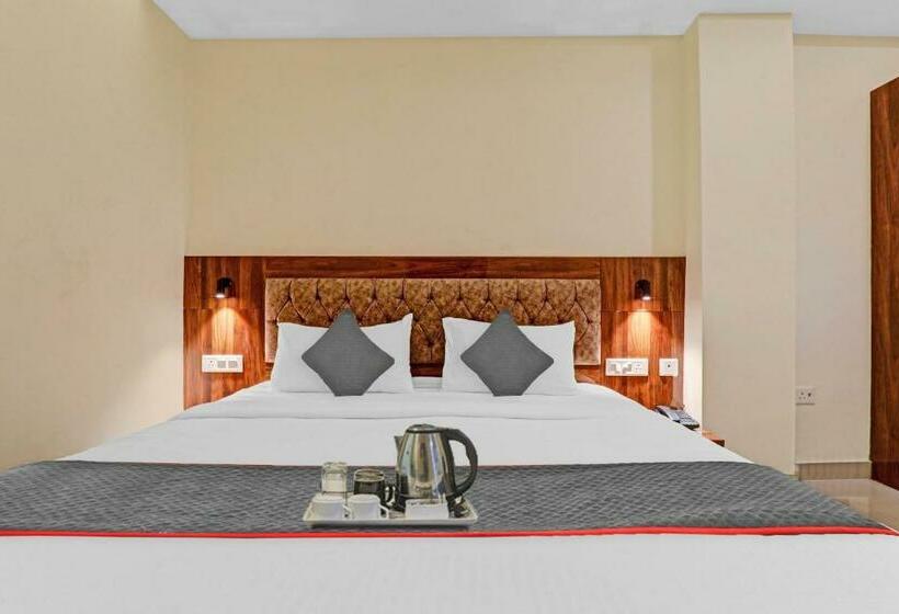 Classic 3 Pers. Værelse, Super Townhouse H G Near Gautam Buddha Park
