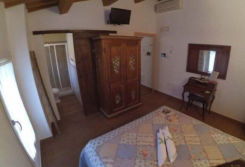 اتاق استاندارد, Ai Frutti Di Una Volta B&b