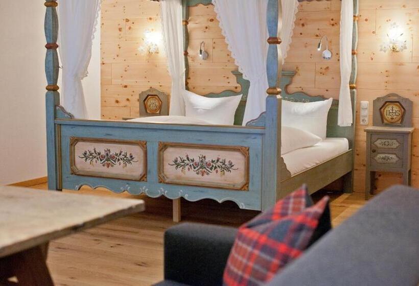 سوییت, Mondschein Hotel And Chalet