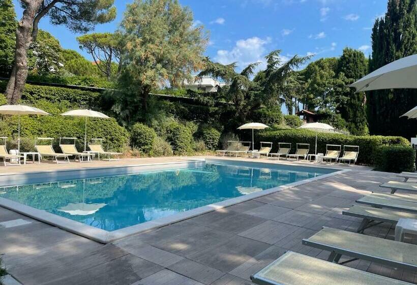 استودیوی استاندارد, Residenze Al Colle Dei Pini