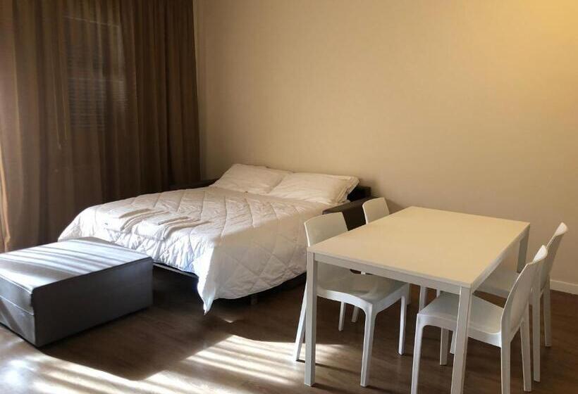 استودیوی استاندارد, Residenze Al Colle Dei Pini