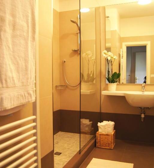 آپارتمان 2 خوابه, Residenze Al Colle Dei Pini