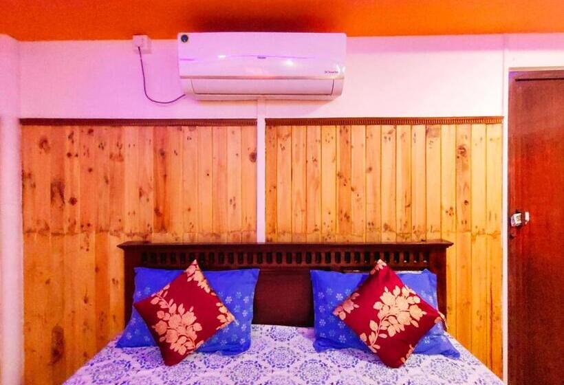 اتاق استاندارد با تخت بزرگ, De Asian Villa Pondicherry