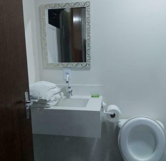 اتاق پریمیوم چهارنفره, Hospedagem Quinta Do Correia