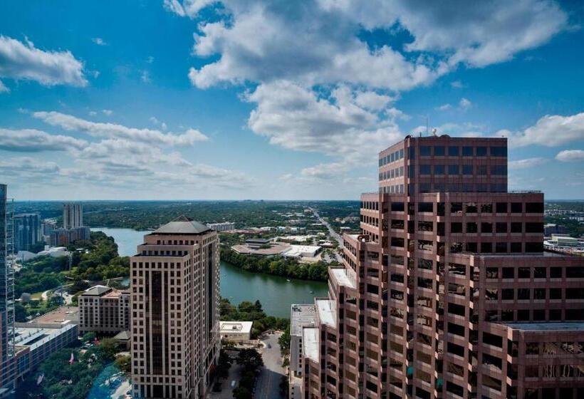 장애인을 위한 킹사이즈 침대 스탠다드 룸, Jw Marriott Austin