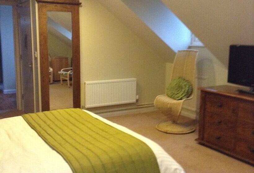 豪华套房, Marsham Arms Inn