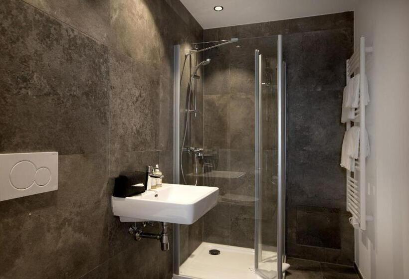 Family Suite, Walserstube