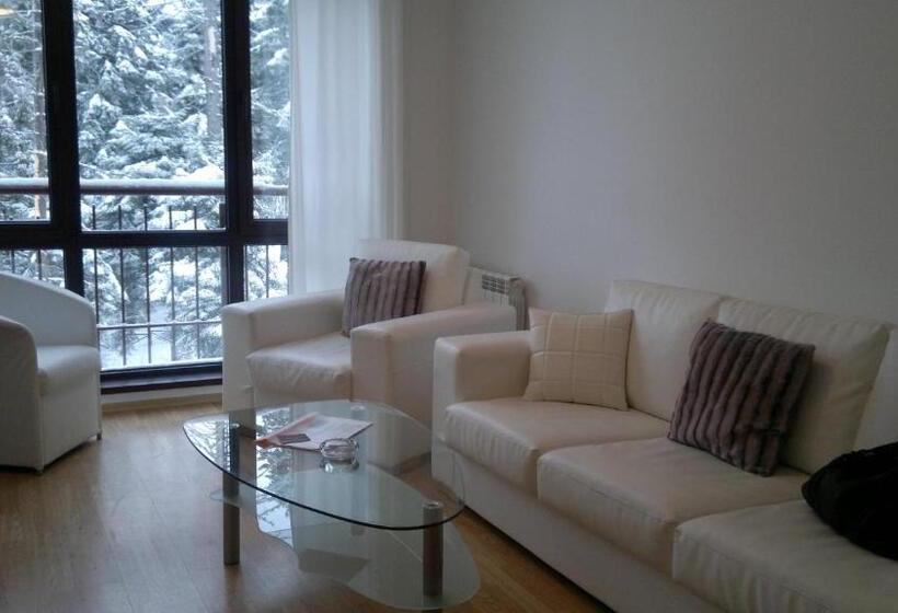 Апартаменты 1 Спальня, Persey Flora Apartments