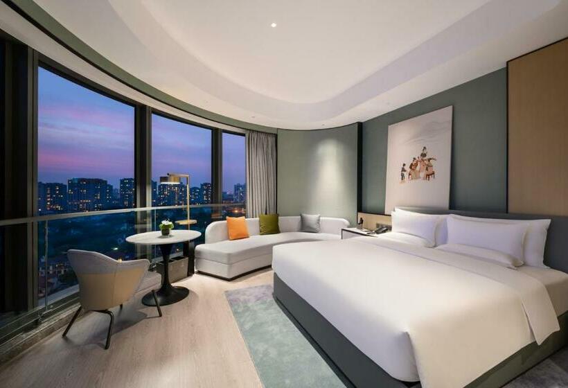 스탠다드 룸 킹사이즈 침대, Novotel Shanghai Caohejing