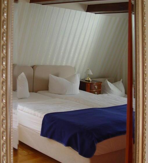 Quarto Familiar, Altes Hafenhaus
