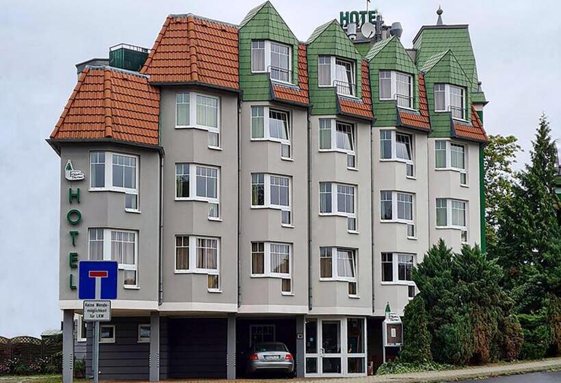 Номер Стандарт, Zum Grünen Turm
