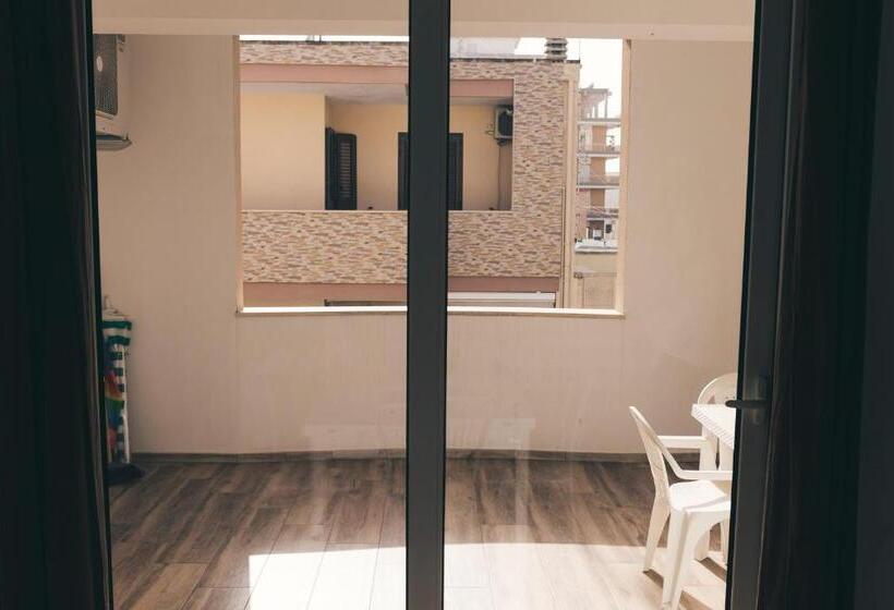 آپارتمان 1 خوابه با بالکن, Ap Apartment   Flats&rooms Gallipoli