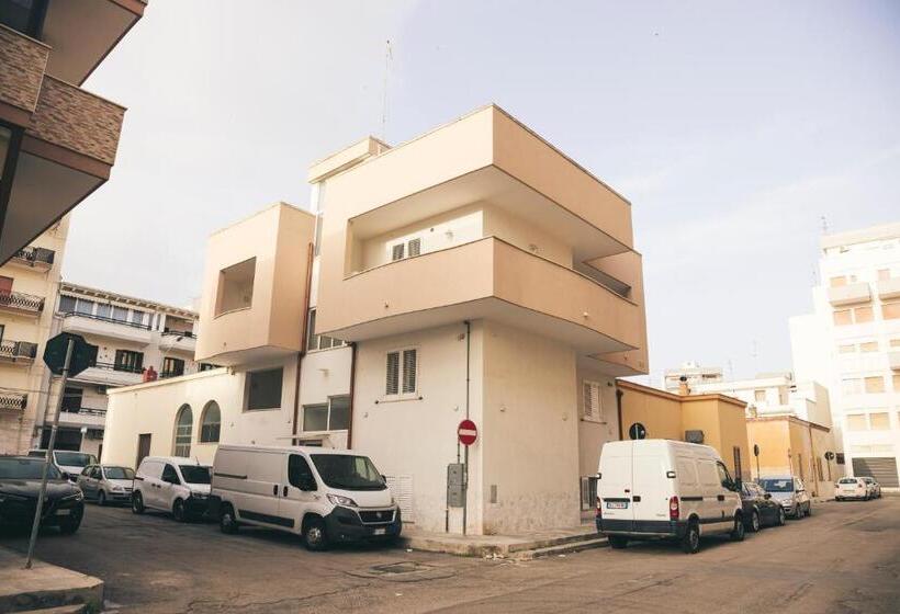 آپارتمان 1 خوابه همکف, Ap Apartment   Flats&rooms Gallipoli