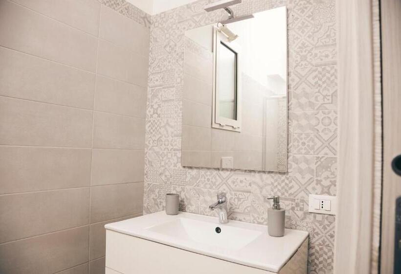 آپارتمان 1 خوابه همکف, Ap Apartment   Flats&rooms Gallipoli