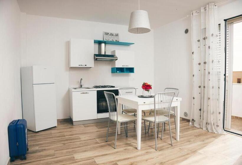آپارتمان 1 خوابه با بالکن, Ap Apartment   Flats&rooms Gallipoli