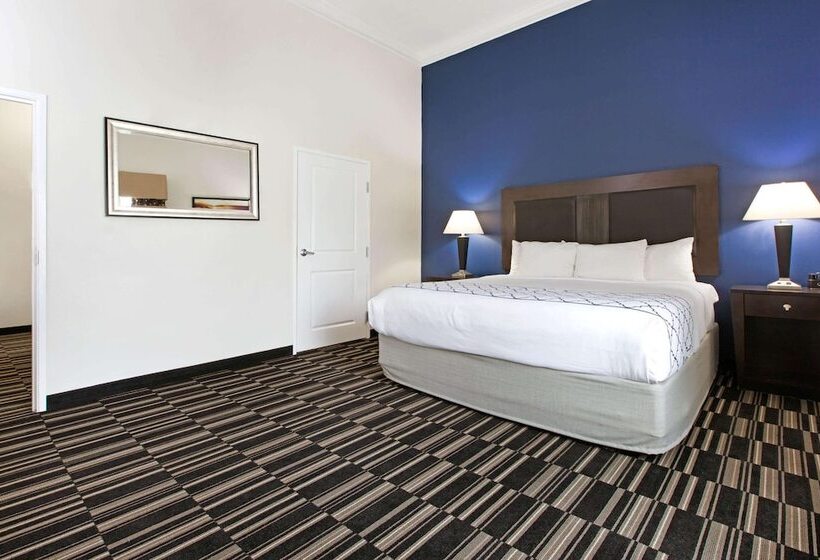 סוויטה דלוקס, La Quinta By Wyndham Alvin