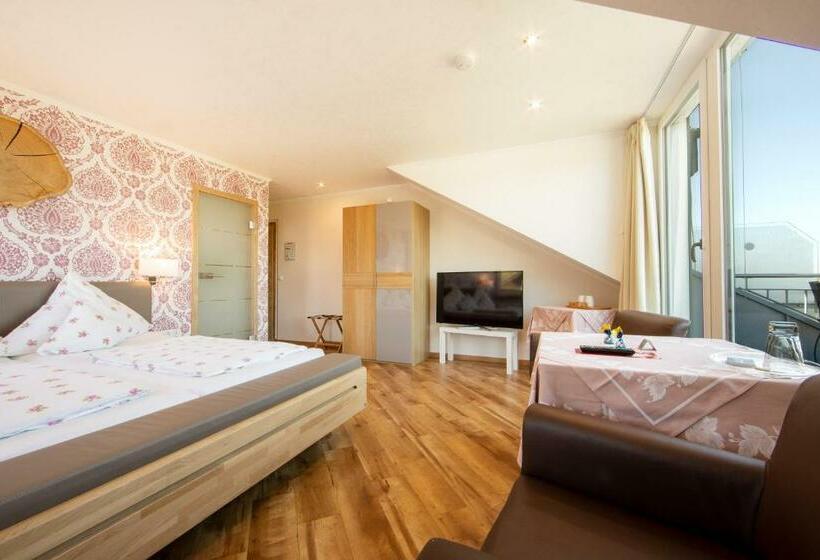 Номер Deluxe с Балконом, Wagners Landhaus