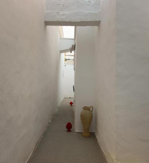 Quarto Familiar, Vecchia Cantina   Le Camere