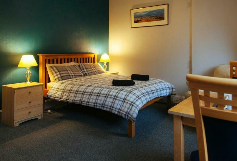 Номер Стандарт Совместная Ванная, Belford Hostel