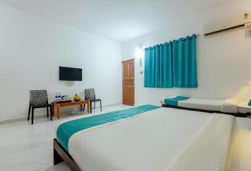 Семейный Номер, Baga Fantacia Beach Inn