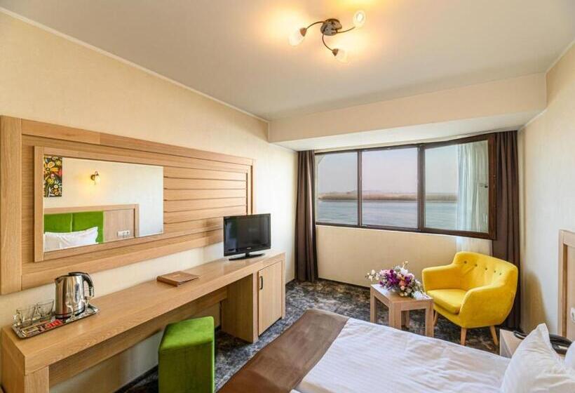 اتاق استاندارد با چشم‌انداز, Faleza Hotel By Vega