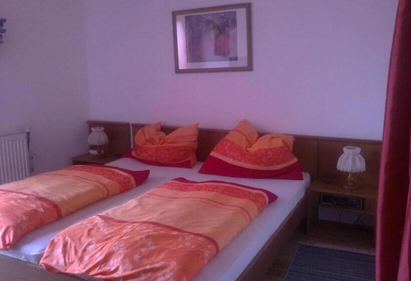 Полулюкс, Ferienwohnung   Apartement   Hotel Klippitz Nordost
