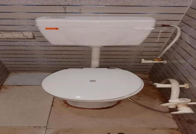 اتاق کلاسیک سه تخته, Oyo 86189 Glaxy