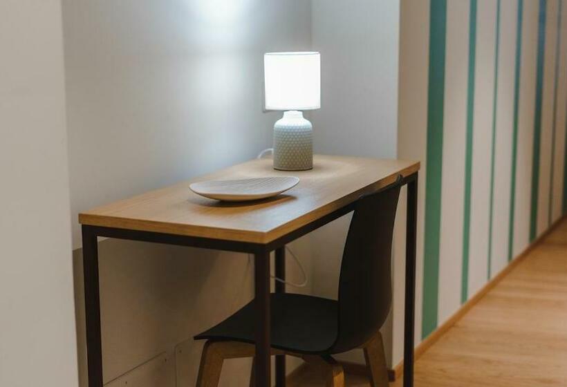 １階の１ベッドルームアパートメント, Vietti Apartments