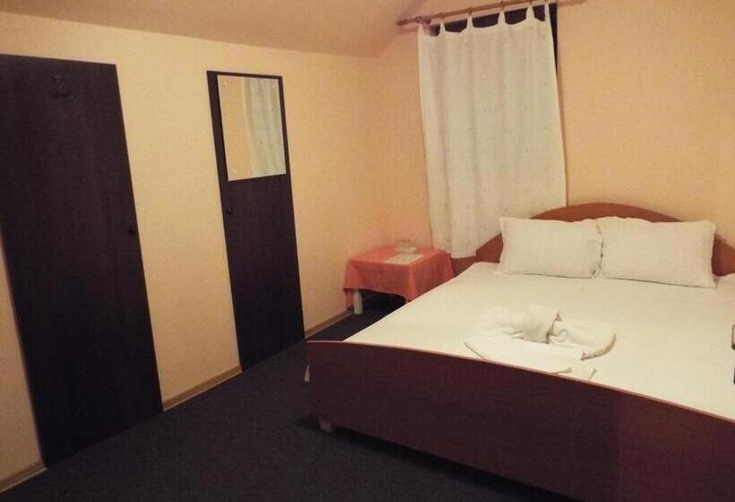 اتاق استاندارد با تخت بزرگ, Casa Dany