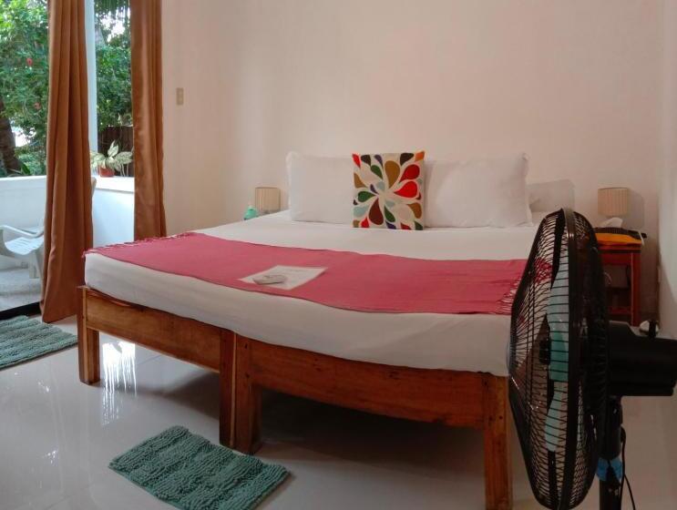 Номер Deluxe Вид на Море с Балконом, Corong Beach Resort