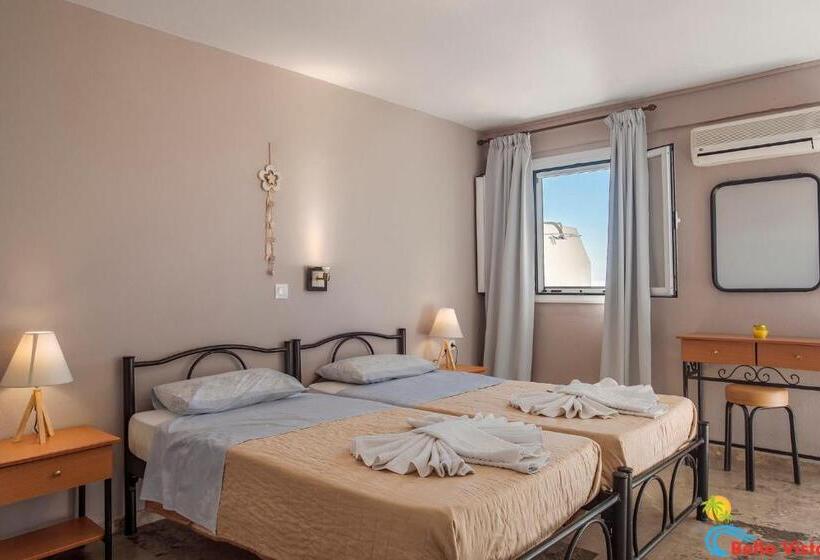 스탠다드 스튜디오 (테라스구비), Bella Vista Apartments